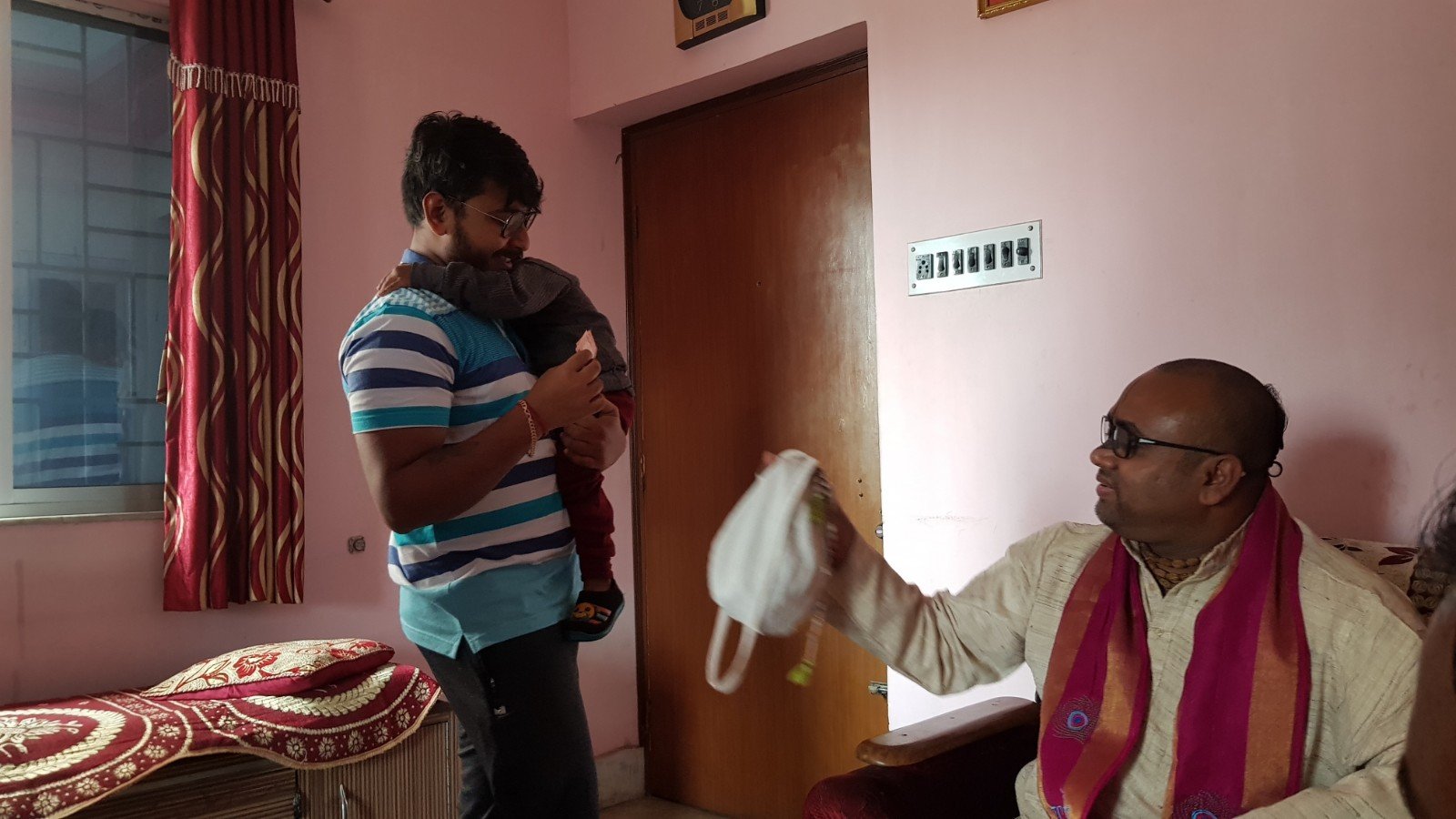  Visiting devotees. Asansol. 2019.11.22
